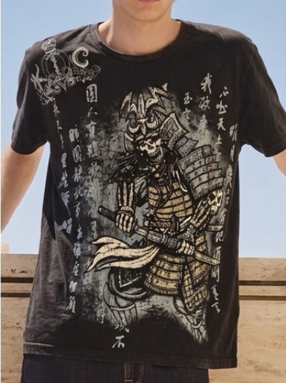 Men's Key Closet Vintage Embellished Black Tee Size XL💀